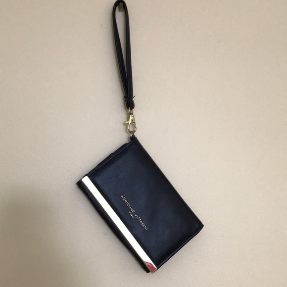 Adrienne Vittadini Wallet/Wristlet - Picture 2 of 3